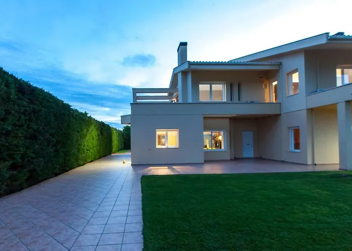 Vila Nikopolis